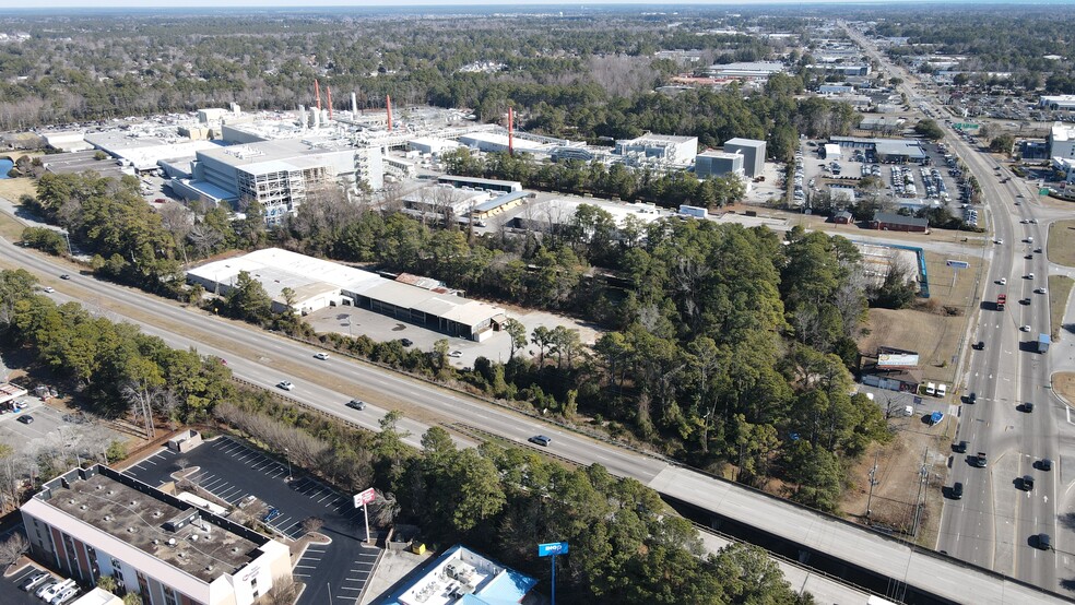 More Photos Of 112 N College Rd, Wilmington Warehouse For Sale