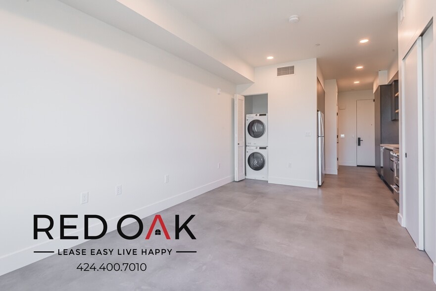 More Photos Of 3450 W 43rd St, Los Angeles Apartments For Lease