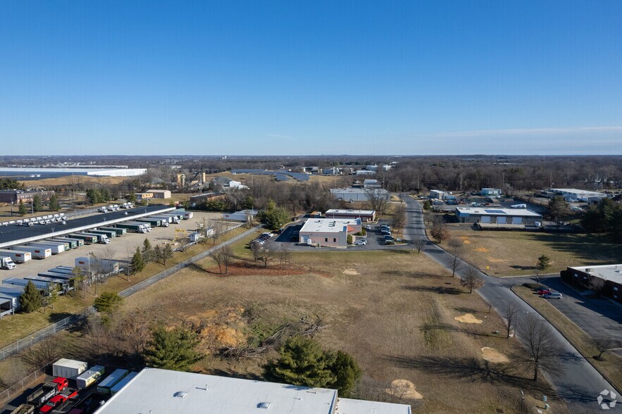 More Photos Of 2203-2205 Wallace Blvd, Cinnaminson Industrial For Lease