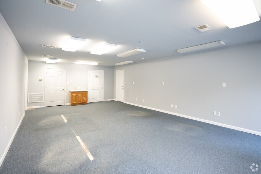 More Photos Of 7127 Gadsden Hwy, Trussville Unknown For Lease