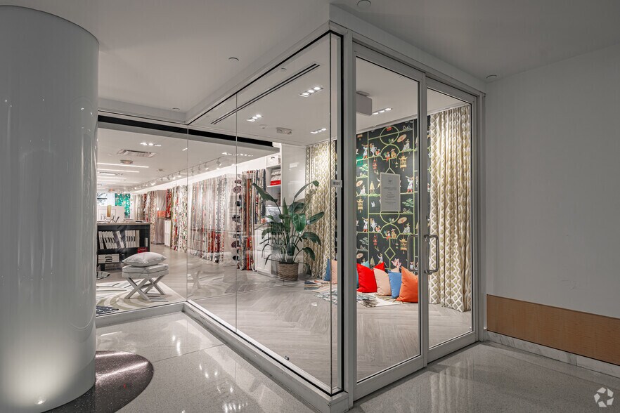 More Photos Of 1855 Griffin Rd, Dania Beach Office Residential For Lease