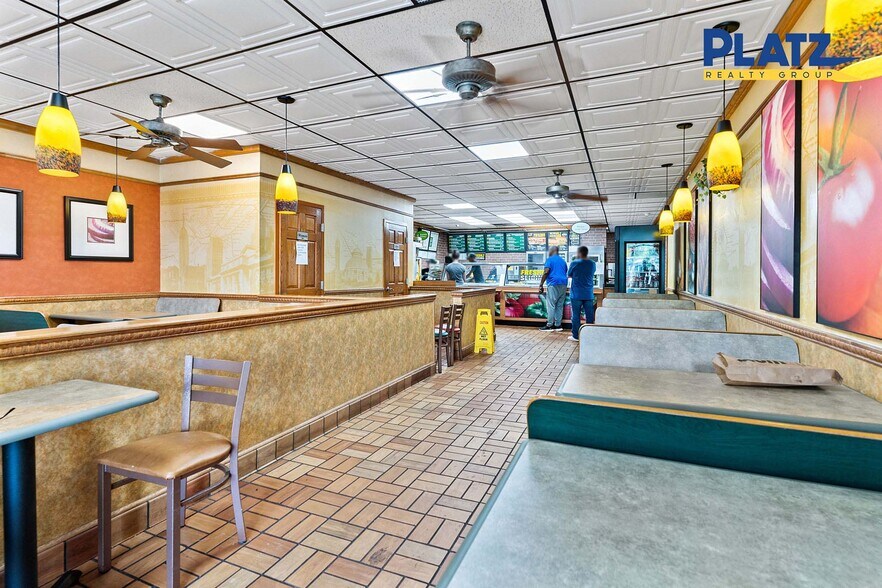 More Photos Of 231-239 Main Ave SW, Warren Storefront For Sale