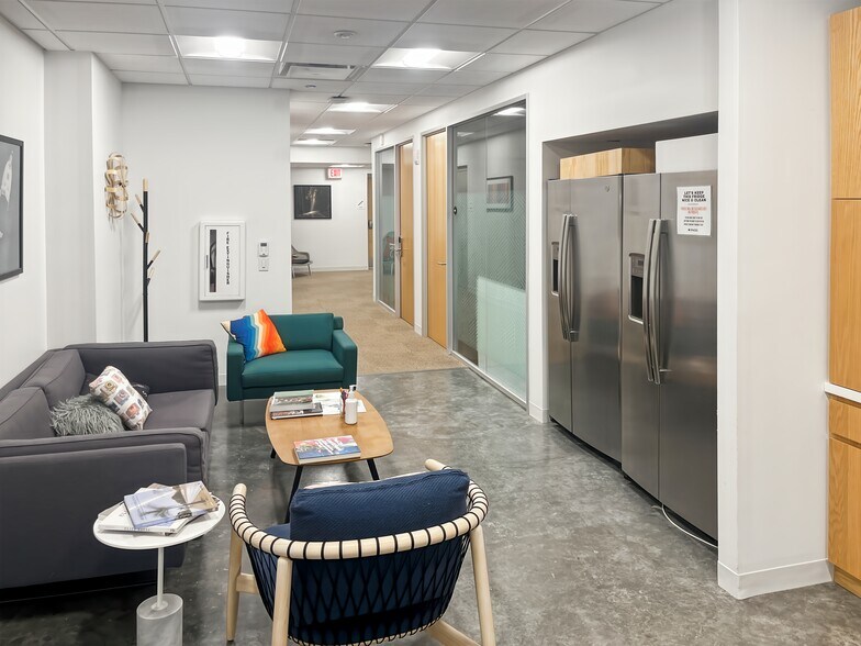 More Photos Of 811 E Washington Ave, Madison Coworking Space