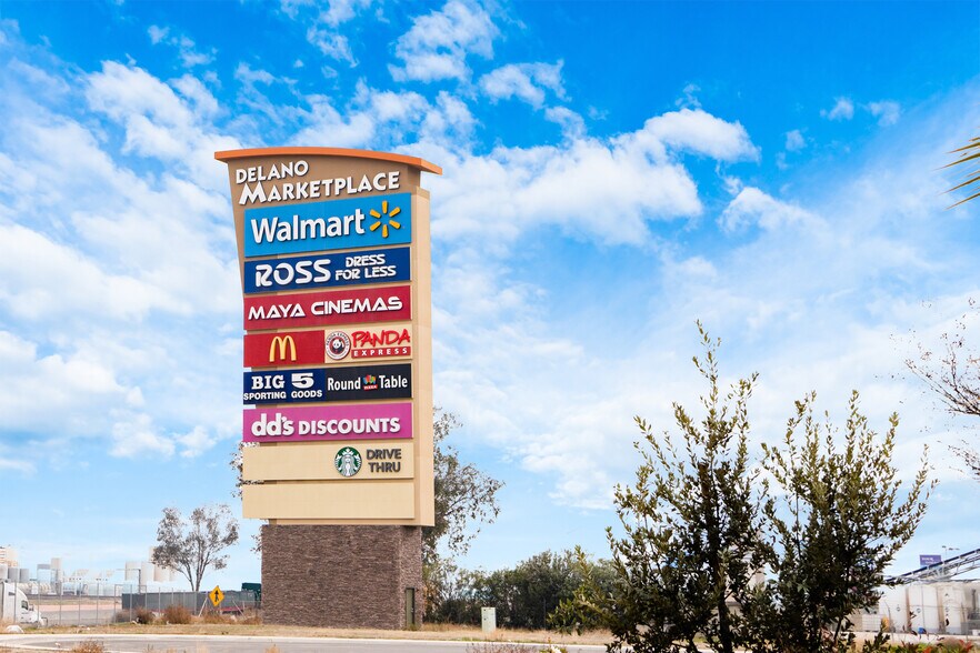 More Photos Of 530 Woollomes Ave, Delano Unknown For Lease