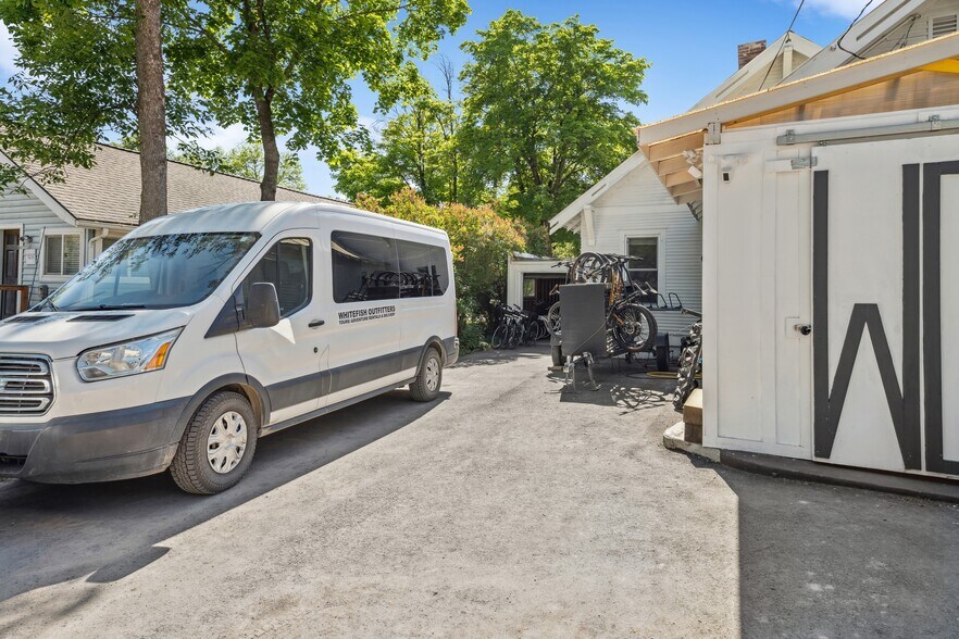 More Photos Of 541 Spokane Ave, Whitefish Office For Sale