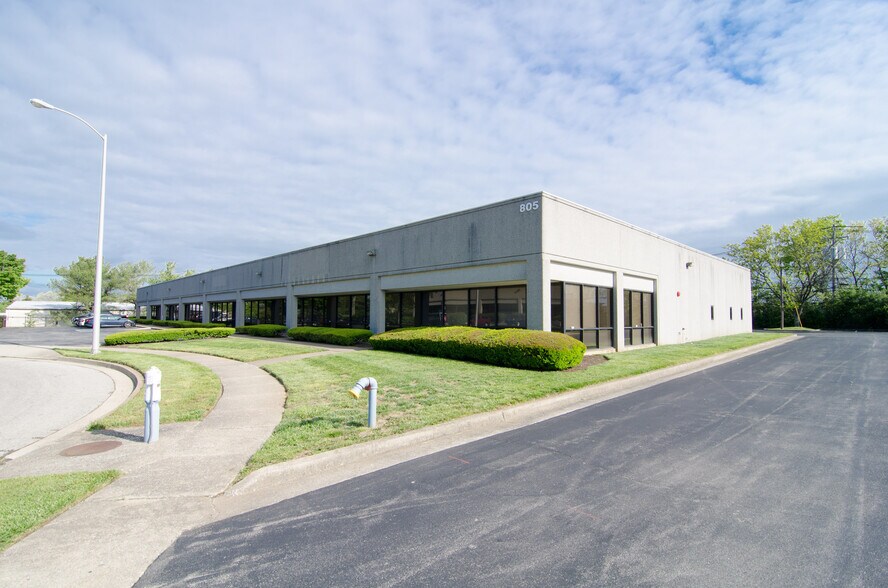 More Photos Of 1051 Newtown Pike, Lexington Unknown For Lease