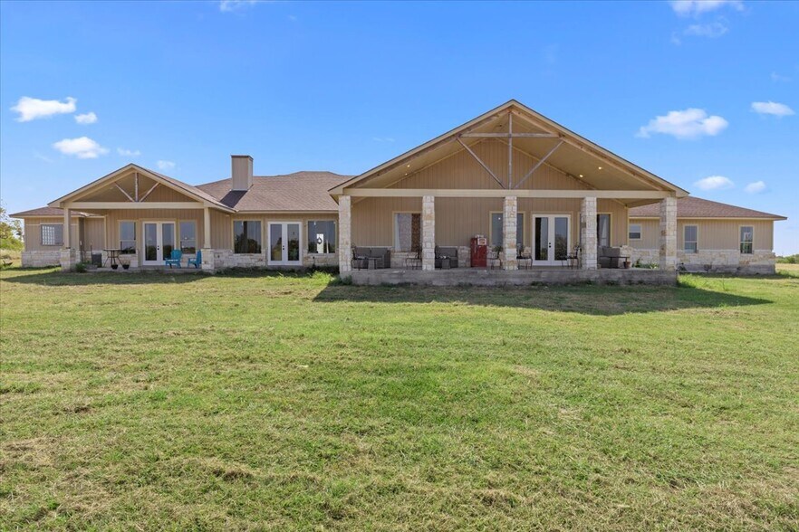 More Photos Of 16508 N Fm 973 Rd, Manor Specialty For Sale