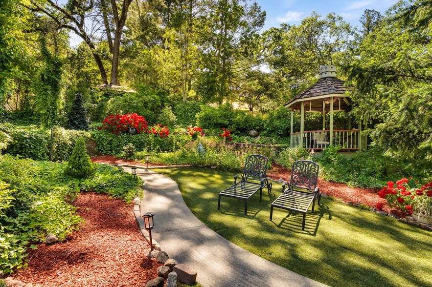 More Photos Of 3037 Foothill Blvd, Calistoga Hospitality For Sale