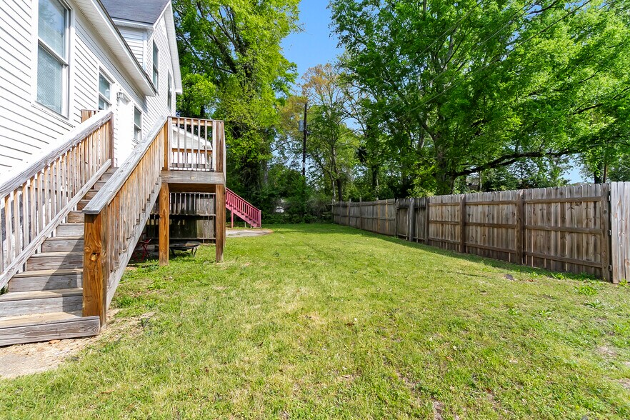 More Photos Of 1021 Queen City Ave, Tuscaloosa Multifamily For Sale