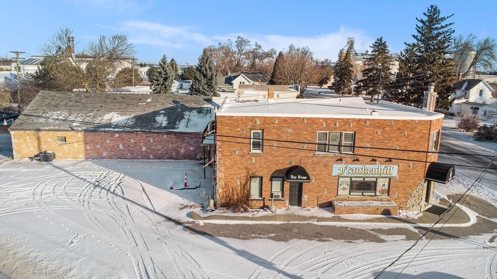 More Photos Of 9500 Saginaw st, Reese Flex For Sale