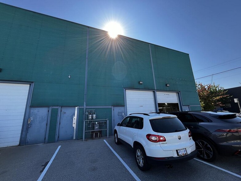 More Photos Of 1262-1289 Clark Dr, Vancouver Research And Development For Sale