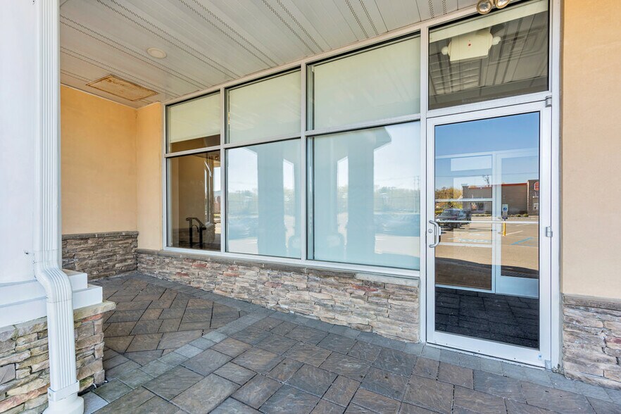 More Photos Of 355 N County Line Rd, Jackson Unknown For Lease