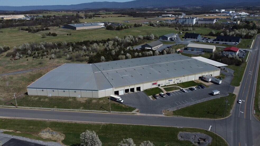 Primary Photo Of 880 Acorn Dr, Harrisonburg Distribution For Lease