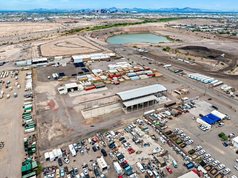 More Photos Of 4244 S 15th Ave, Phoenix Contractor Storage Yard For Lease