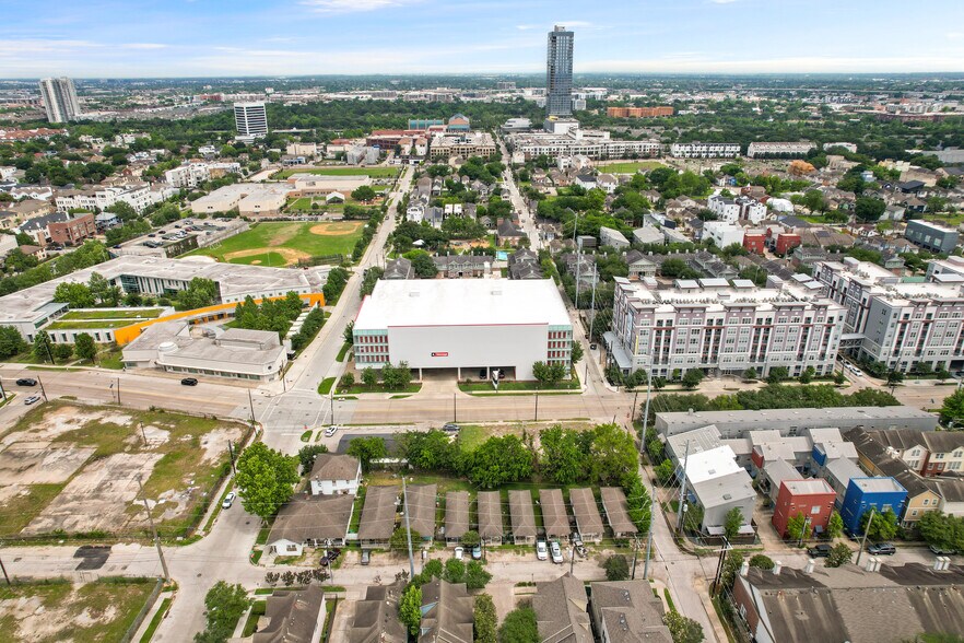 More Photos Of 1709 Genesee St, Houston Land For Sale