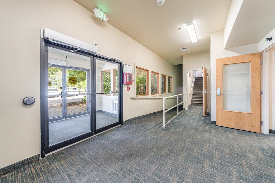 More Photos Of 5812 Venus Ave, Fort Collins Office For Lease