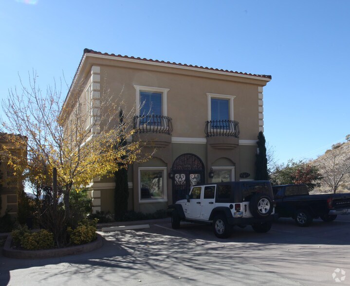 More Photos Of 154 N Festival Dr, El Paso Medical For Sale