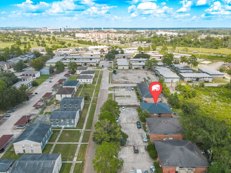 More Photos Of 1413 Jim Taylor Dr, Baton Rouge Apartments For Sale