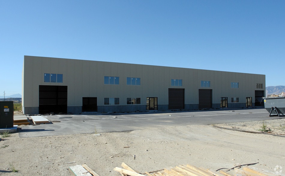 More Photos Of 1487 W 500 N, Lindon Warehouse For Sale