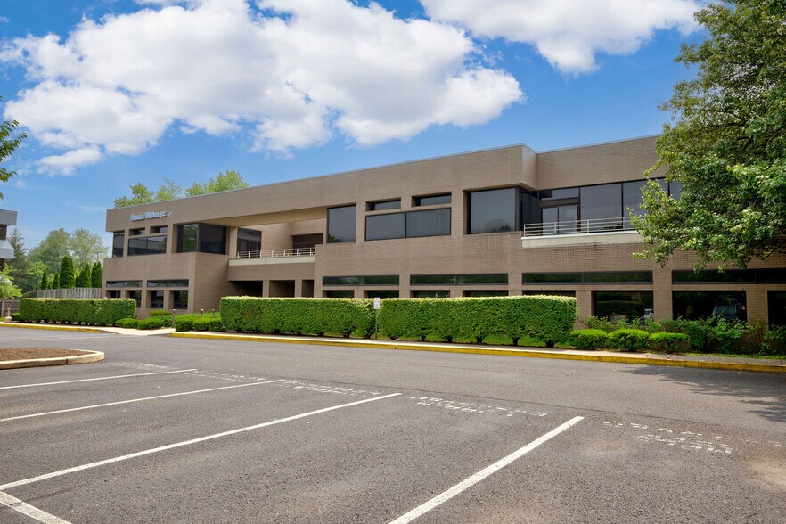 More Photos Of 794 Penllyn Blue Bell Pike, Blue Bell Office For Lease