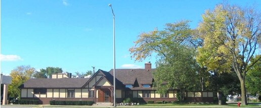 Primary Photo Of 220 Milwaukee Ave, Buffalo Grove Restaurant For Sale