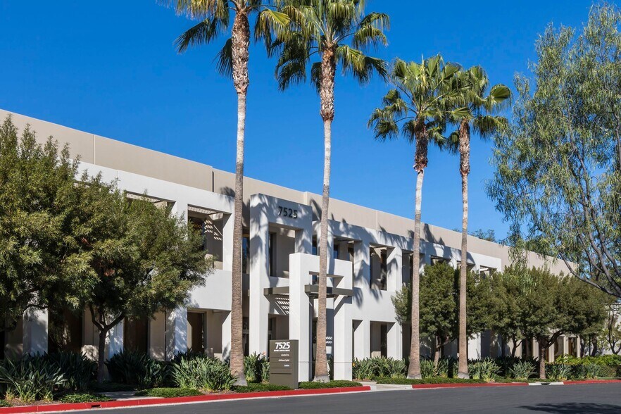 More Photos Of 7525 Irvine Center Dr, Irvine Unknown For Lease