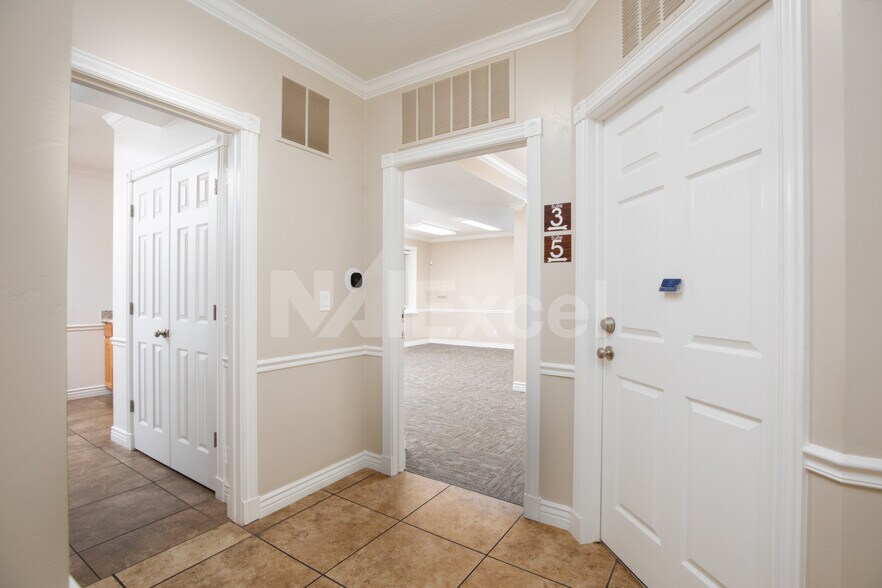 More Photos Of 214-216 N Orem Blvd, Orem Loft Creative Space For Lease