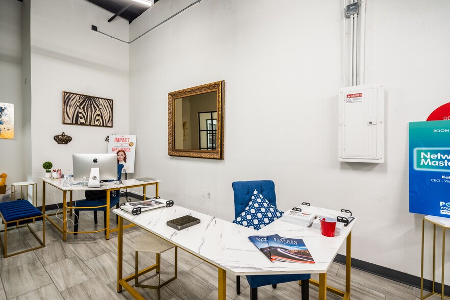 More Photos Of 522 W San Francisco Ave, El Paso Coworking Space