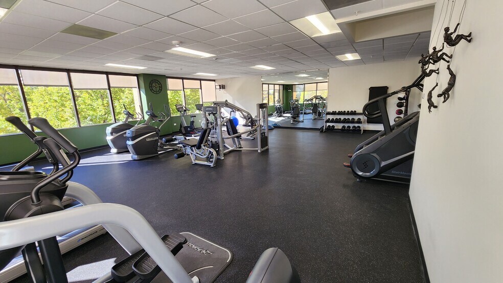 More Photos Of 4582 S Ulster St, Denver Office For Lease