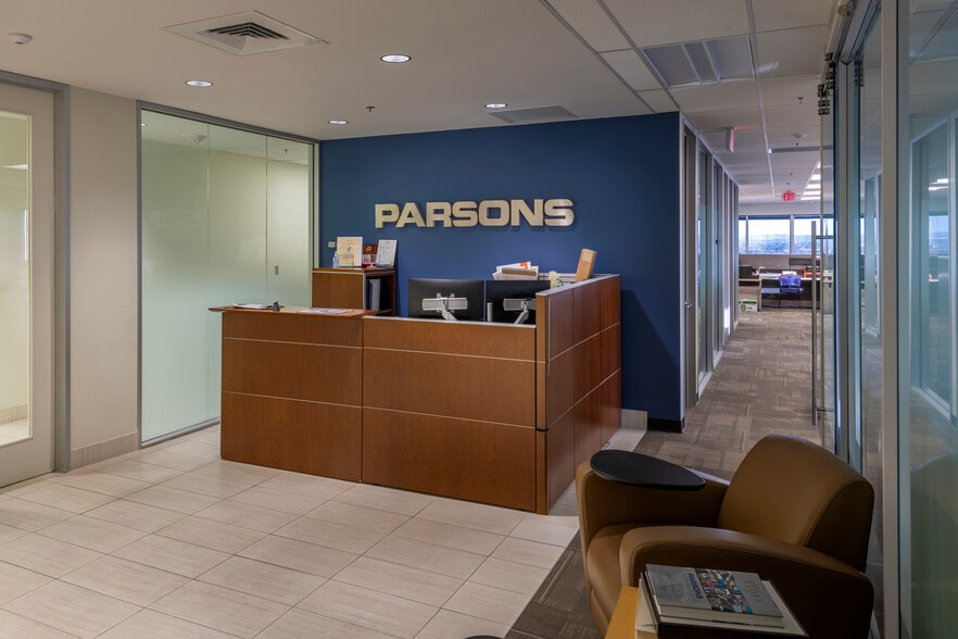 More Photos Of 6100 Bandera Rd, San Antonio Office For Lease