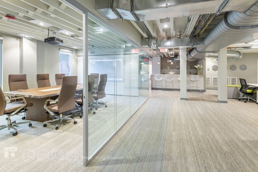 More Photos Of 2301 Caroline St, Houston Office For Sale