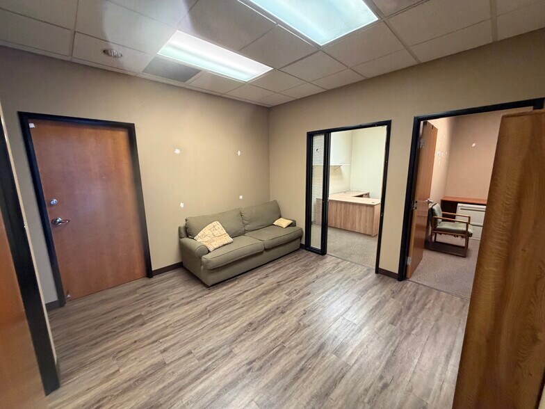 More Photos Of 3225 Monier Cir, Rancho Cordova Flex For Lease