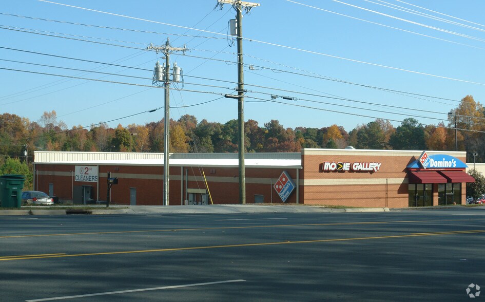 More Photos Of 1050 W Main St, Locust Freestanding For Lease
