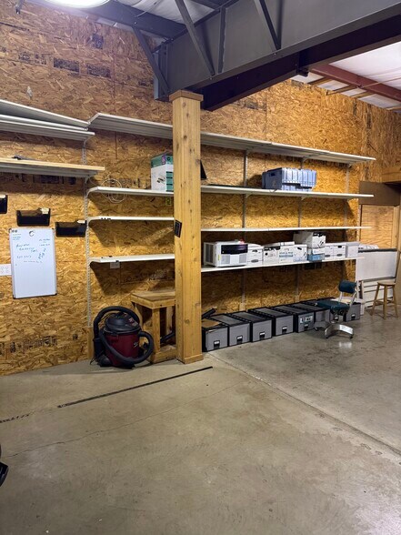 More Photos Of 3400 US Highway 30, Warsaw General Retail For Lease