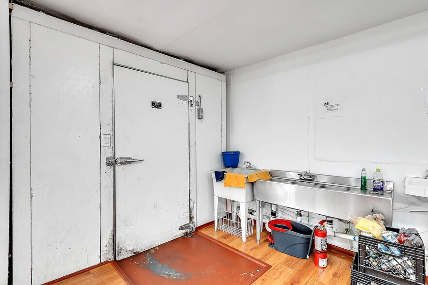 More Photos Of 1818 NW 17th Ave, Miami Freestanding For Lease