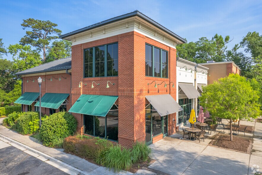 More Photos Of 600 Long Point Rd, Mount Pleasant Unknown For Lease