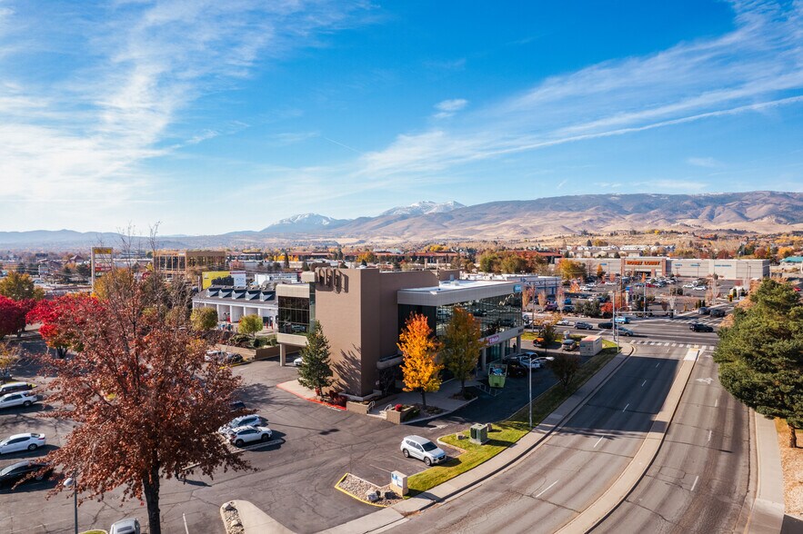 More Photos Of 5011 Meadowood Mall Cir, Reno Office For Lease