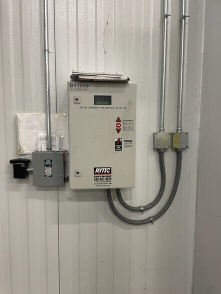 More Photos Of 201 Webster Ave, Waco Distribution For Lease