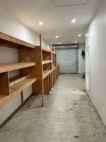 More Photos Of 7008 Owensmouth Ave, Canoga Park Office For Lease