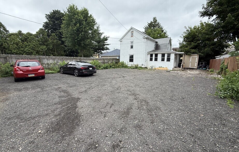 More Photos Of 412 Adams Ave, Endicott Apartments For Sale