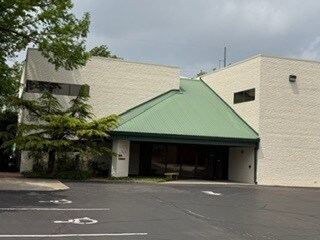 More Photos Of 707 24th Ave SW, Norman Medical For Lease