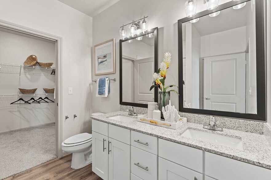More Photos Of 3942 Cimarron Blvd, Corpus Christi Apartments For Sale