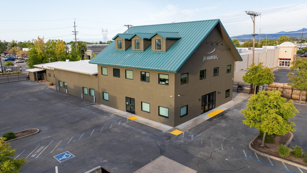More Photos Of 1155 Del Monte St, Redding Office For Lease