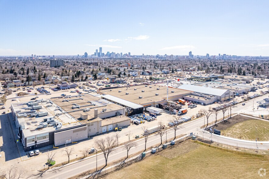 More Photos Of 13310 111 Av NW, Edmonton Unknown For Lease