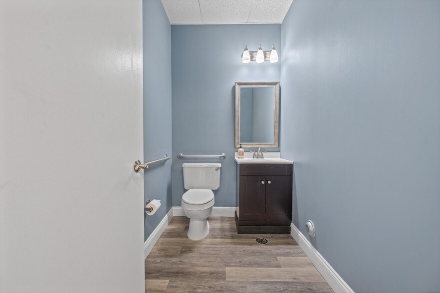 More Photos Of 2515 State Road 7, Wellington Unknown For Lease