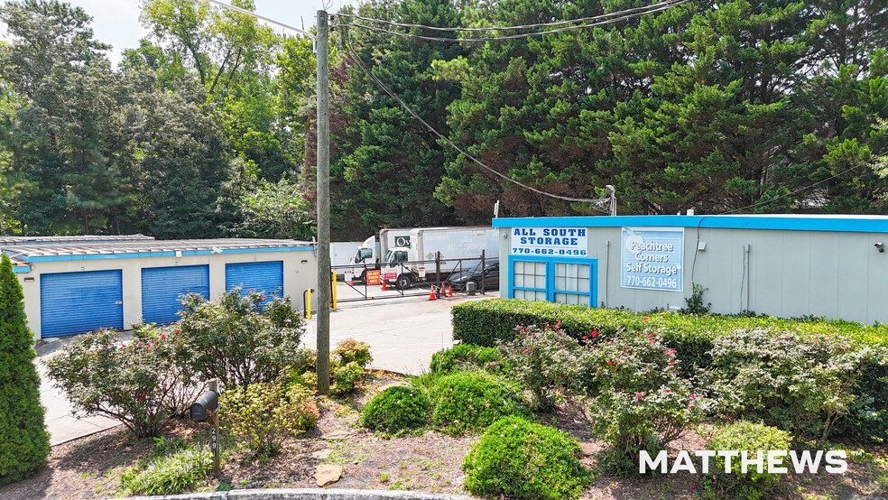 More Photos Of 2991 Cole Ct, Norcross Self Storage For Sale