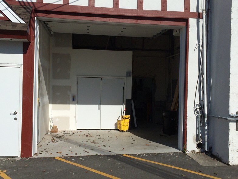 More Photos Of 524-528 Arnold Ave, Point Pleasant Beach Storefront Retail Office For Lease