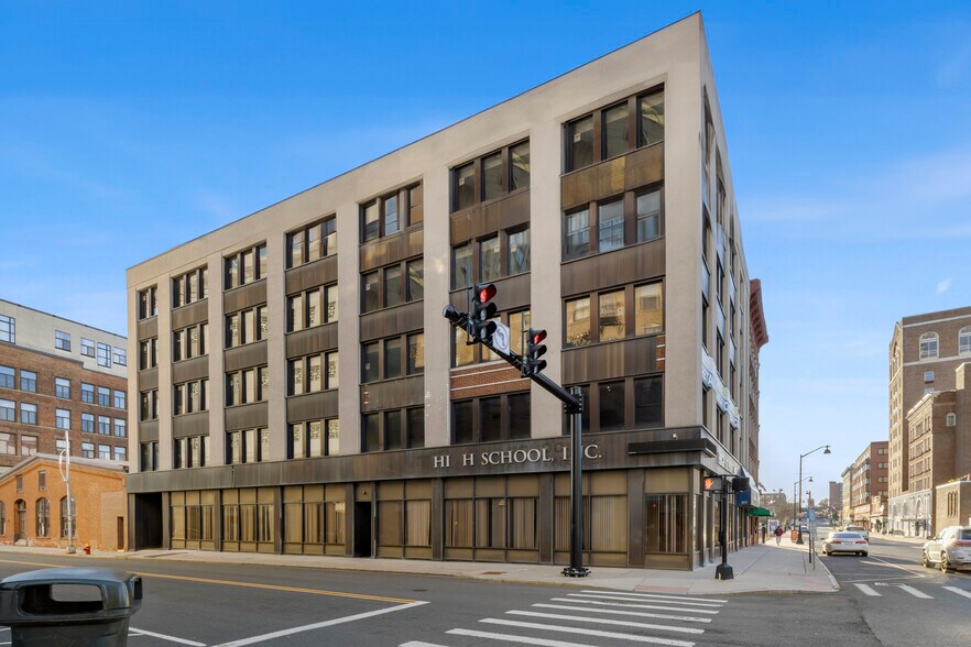 Primary Photo Of 273 Asylum St, Hartford Office For Sale