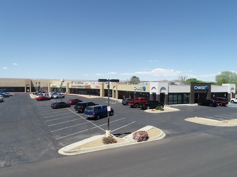 More Photos Of 111 Coors Blvd NW, Albuquerque Restaurant For Sale