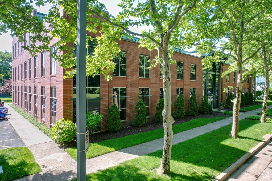 Primary Photo Of 800 Waterfront Dr, Pittsburgh Office For Lease